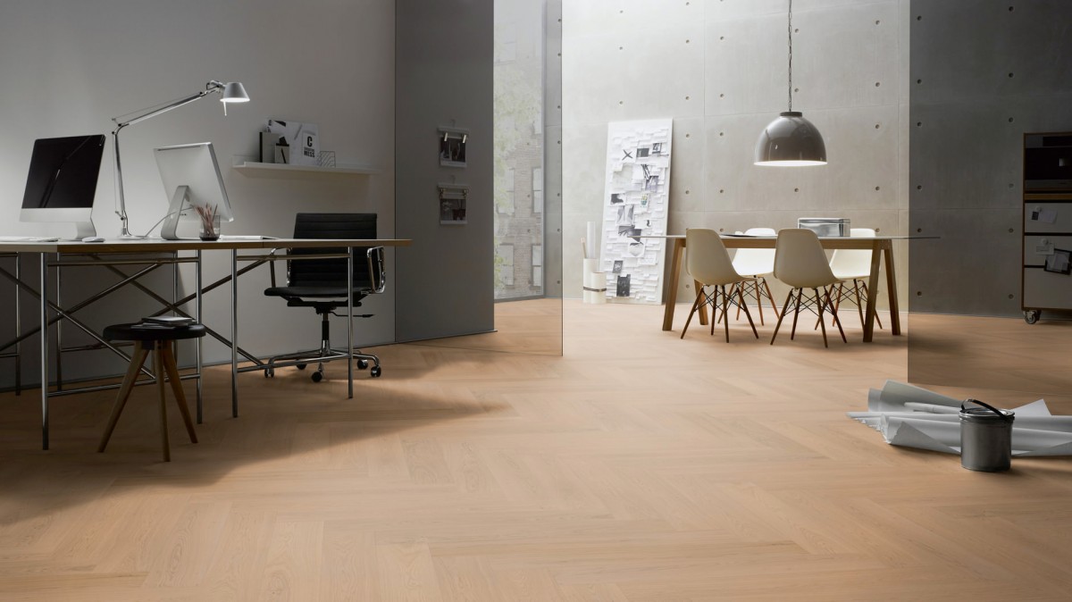 Hybridná podlaha ter Hürne Hywood Q02 Eiche Pirin 774x129x11mm - Herringbone zvýšená vodeodolnosť – fotografia 4