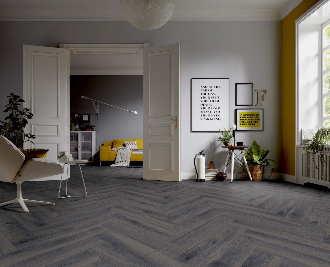 Laminátová podlaha ter Hürne Oak Penthouse herringbone, AQUA Protect, 10x126x630mm 4V AC5/33 - rybia kosť – fotografia 3